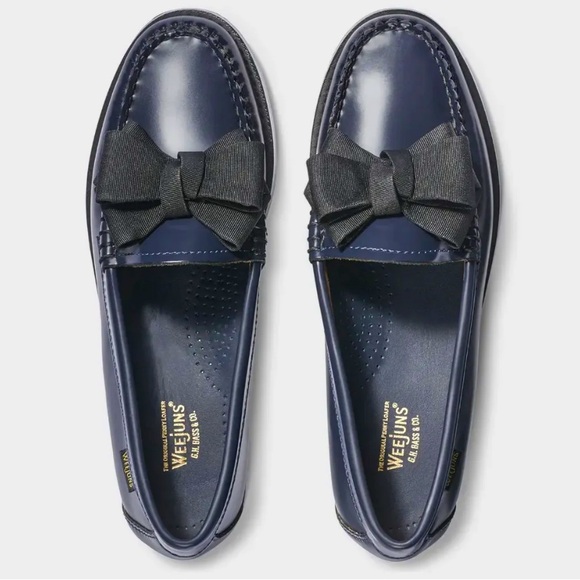 G.H. Bass & CO WOMENS LILLIAN BOW WEEJUNS LOAFER In Navy SZ 8.5 - Picture 1 of 11